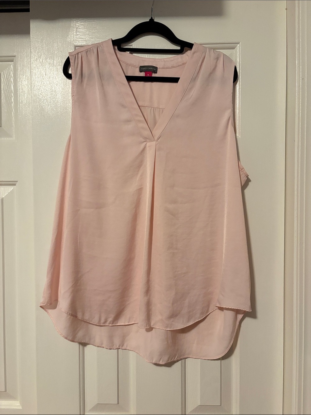 Vince Camuto Pale Pink V-Neck Sleeveless Blouse